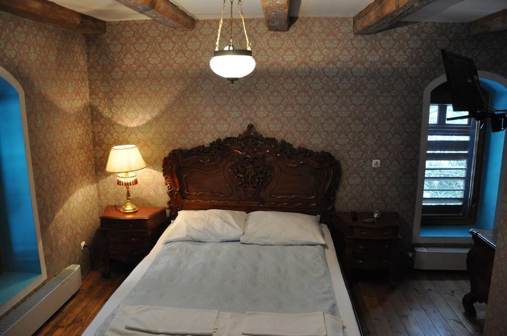 Ostoya Inn & Granary ヤションカ エクステリア 写真